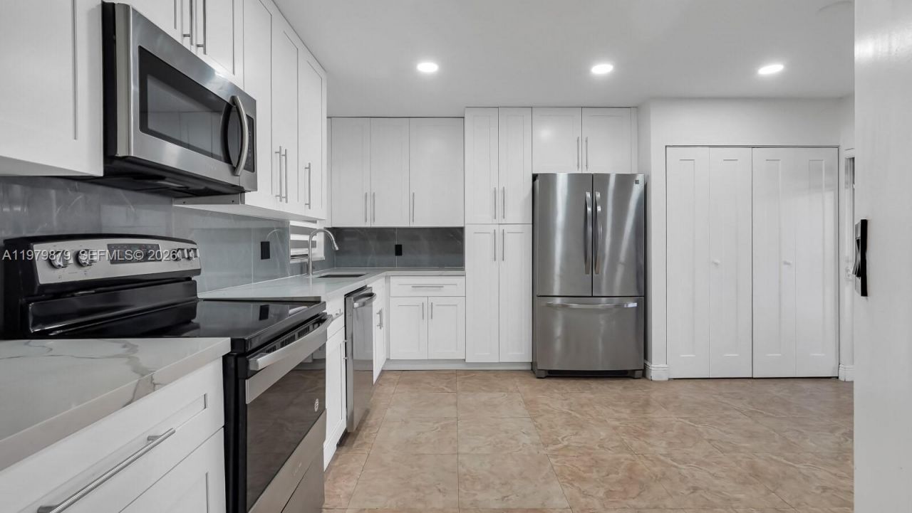 3251 Inverrary Blvd W, Lauderhill, FL 33319 Photo