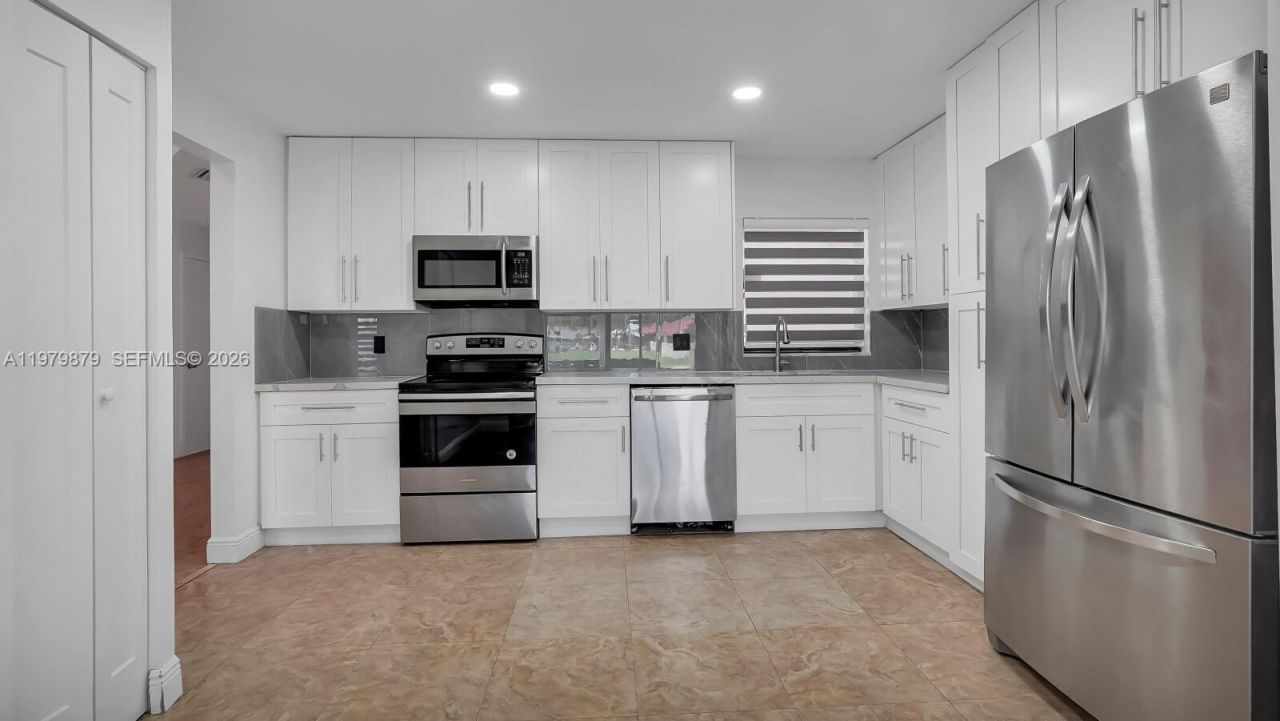 3251 Inverrary Blvd W, Lauderhill, FL 33319 Photo