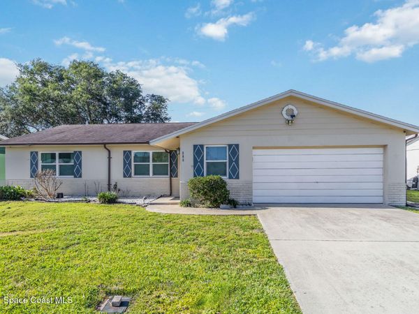 285 Hickory Avenue, Merritt Island, FL 32953