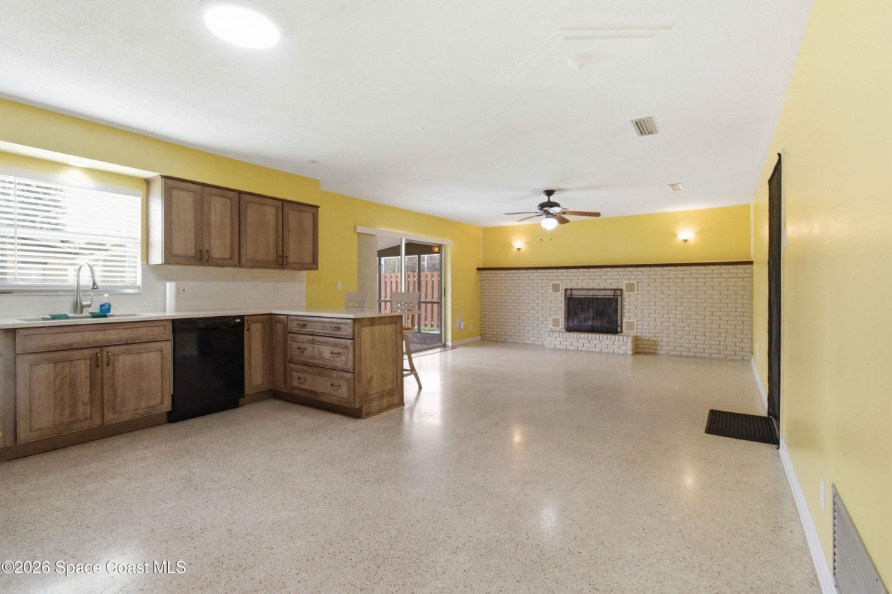 285 Hickory Avenue, Merritt Island, FL 32953 Photo