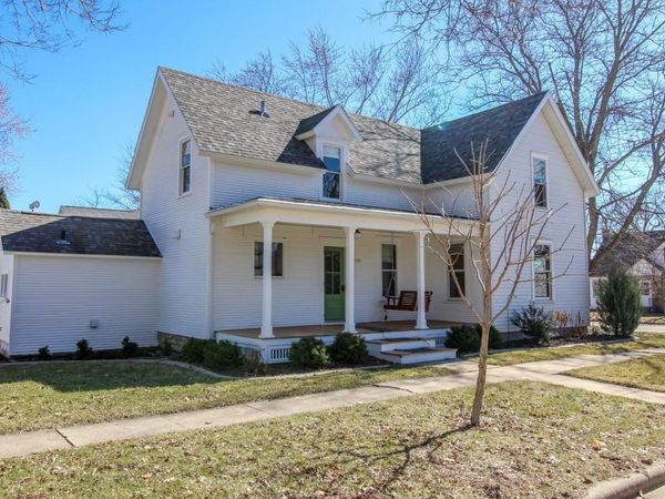 109 S HIGH Street, Cambridge, WI 53523