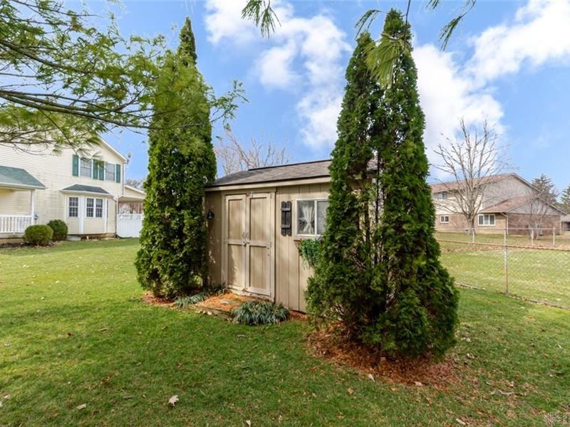 7335 Melinda Drive, Butler Township, OH 45414 Photo 38