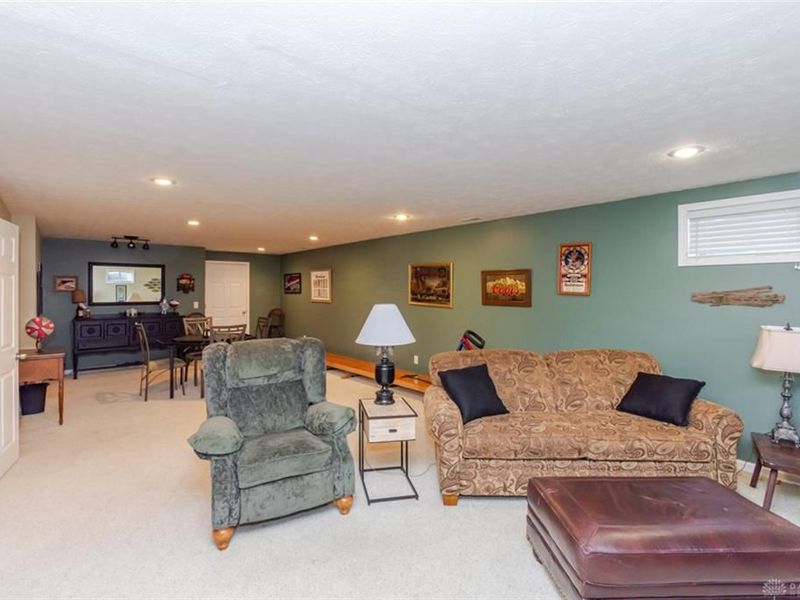 7335 Melinda Drive, Butler Township, OH 45414 Photo 8