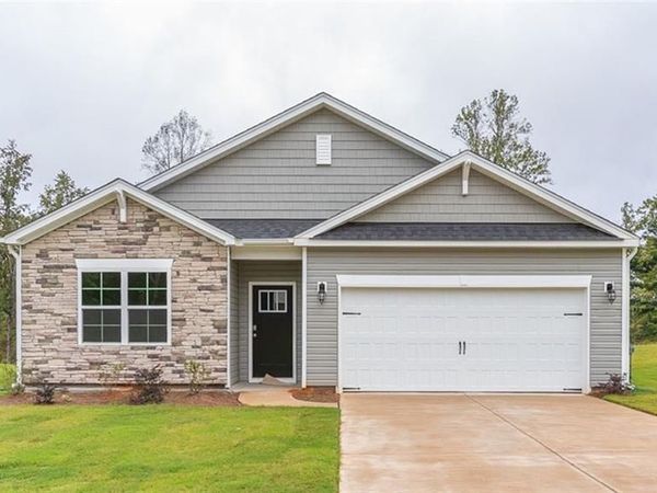 3011 Middle Creek Lane, Greensboro, NC 27405