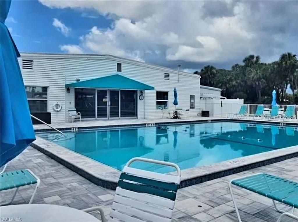 9 Pearl Dr, Unit 9P, Naples, FL 34114 Photo