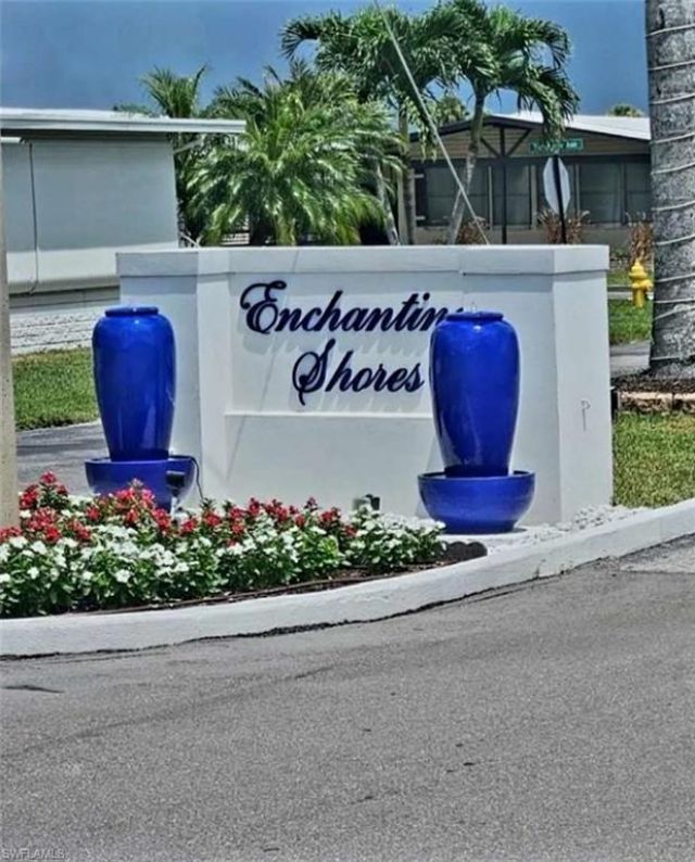 9 Pearl Dr, Unit 9P, Naples, FL 34114 Photo