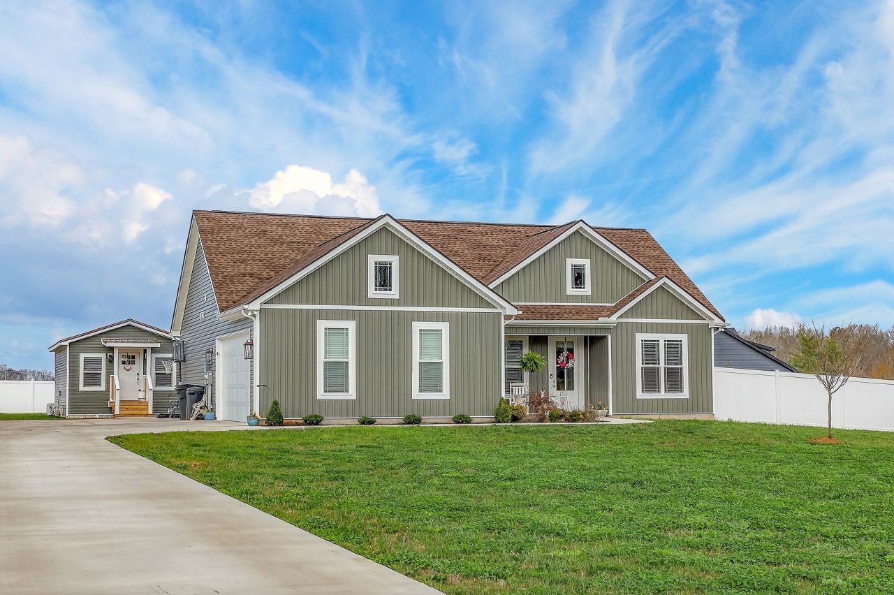 1073 Arch Cope Rd, Morrison, TN 37357 Main Photo