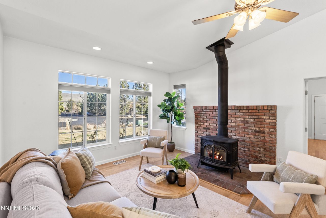 325 Old Washoe Circle, Washoe Valley, NV 89704 Photo