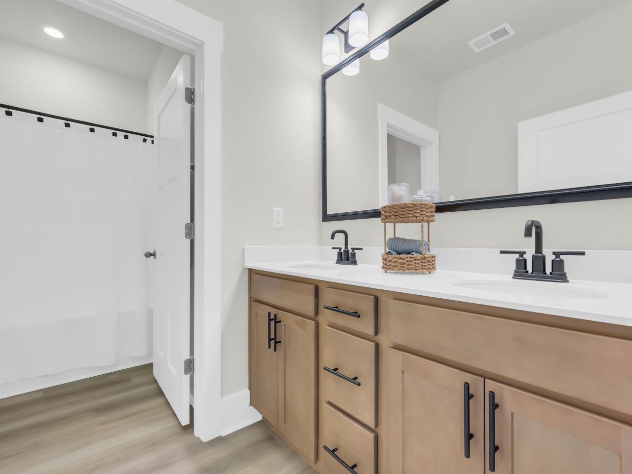 4102 Collins Farm Way  Photo 25