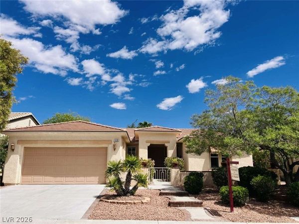 5120 Vincitor Street, Las Vegas, NV 89135