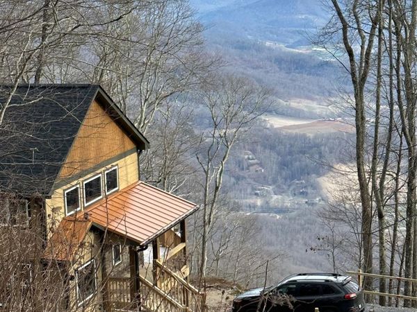 188 Bear Track Trail, Maggie Valley, NC 28751