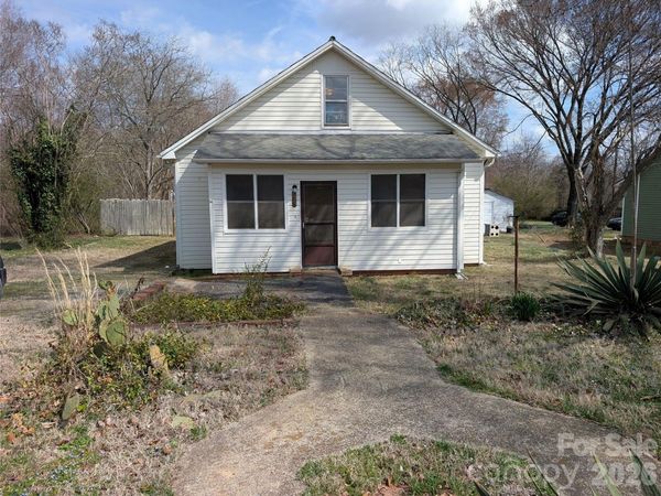 633 S Eastway Drive , Troutman, NC 28166