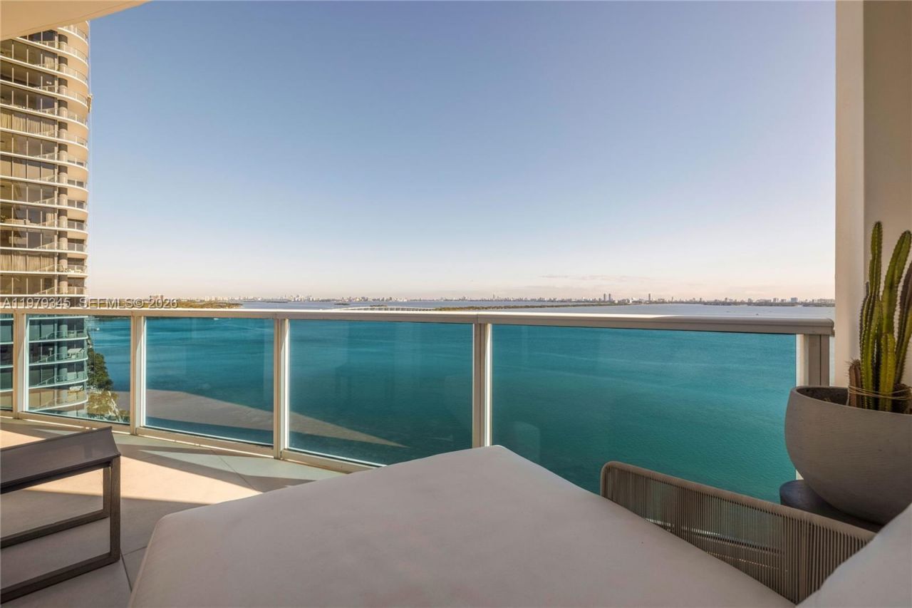 725 NE 22nd St, Unit PH2F, Miami, FL 33137 Photo