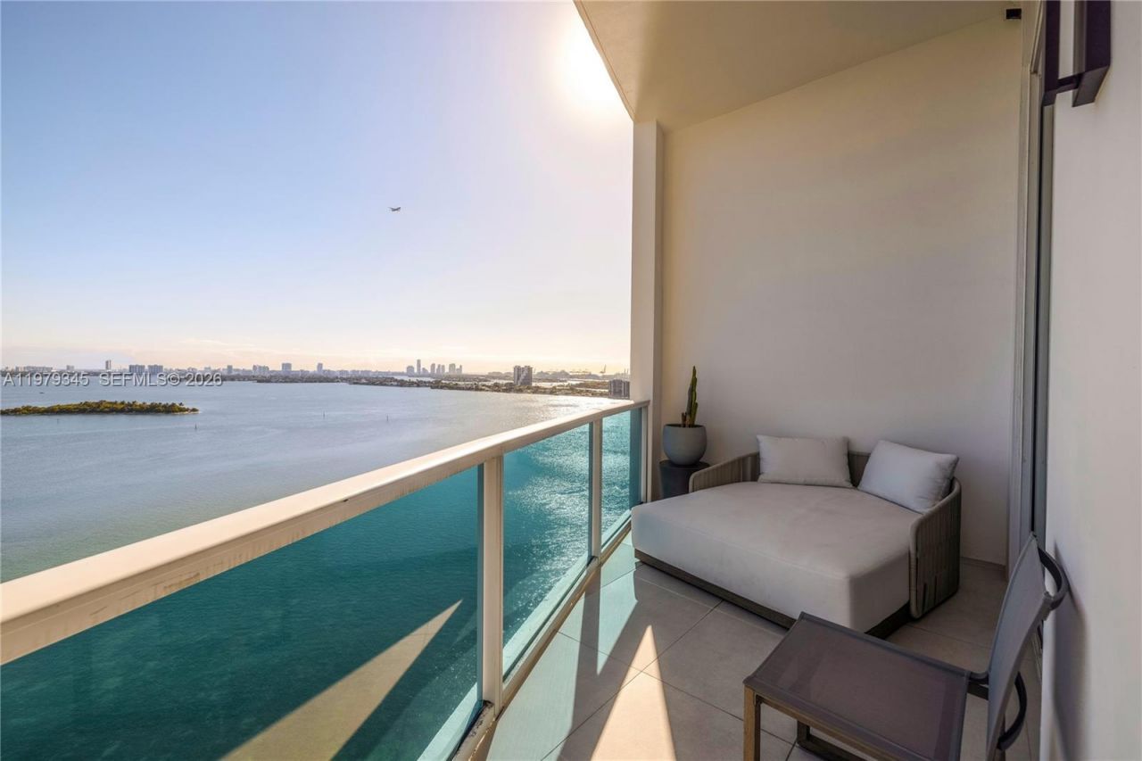 725 NE 22nd St, Unit PH2F, Miami, FL 33137 Photo