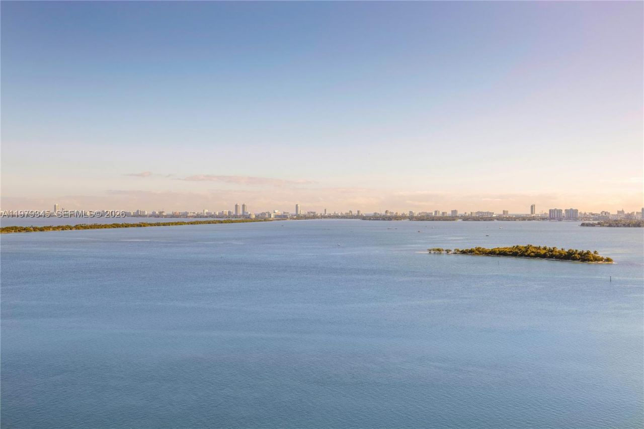 725 NE 22nd St, Unit PH2F, Miami, FL 33137 Photo