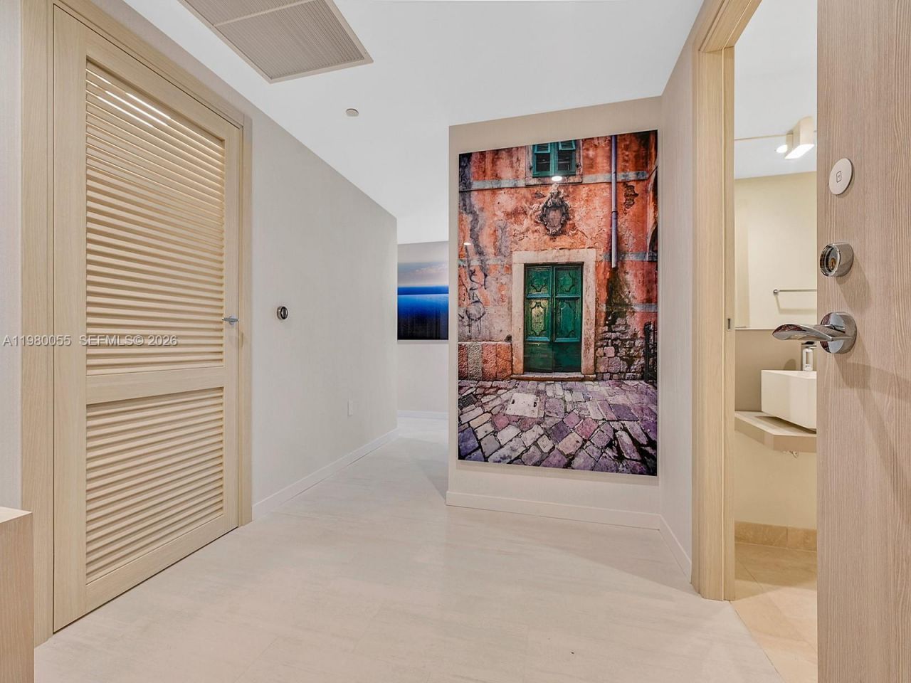 1000 Brickell Plz, Unit 3402, Miami, FL 33131 Photo