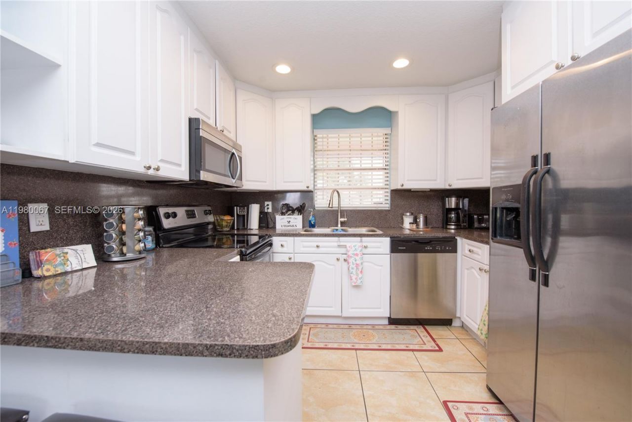 25631 SW 130th Ave , Homestead, FL 33032 Photo