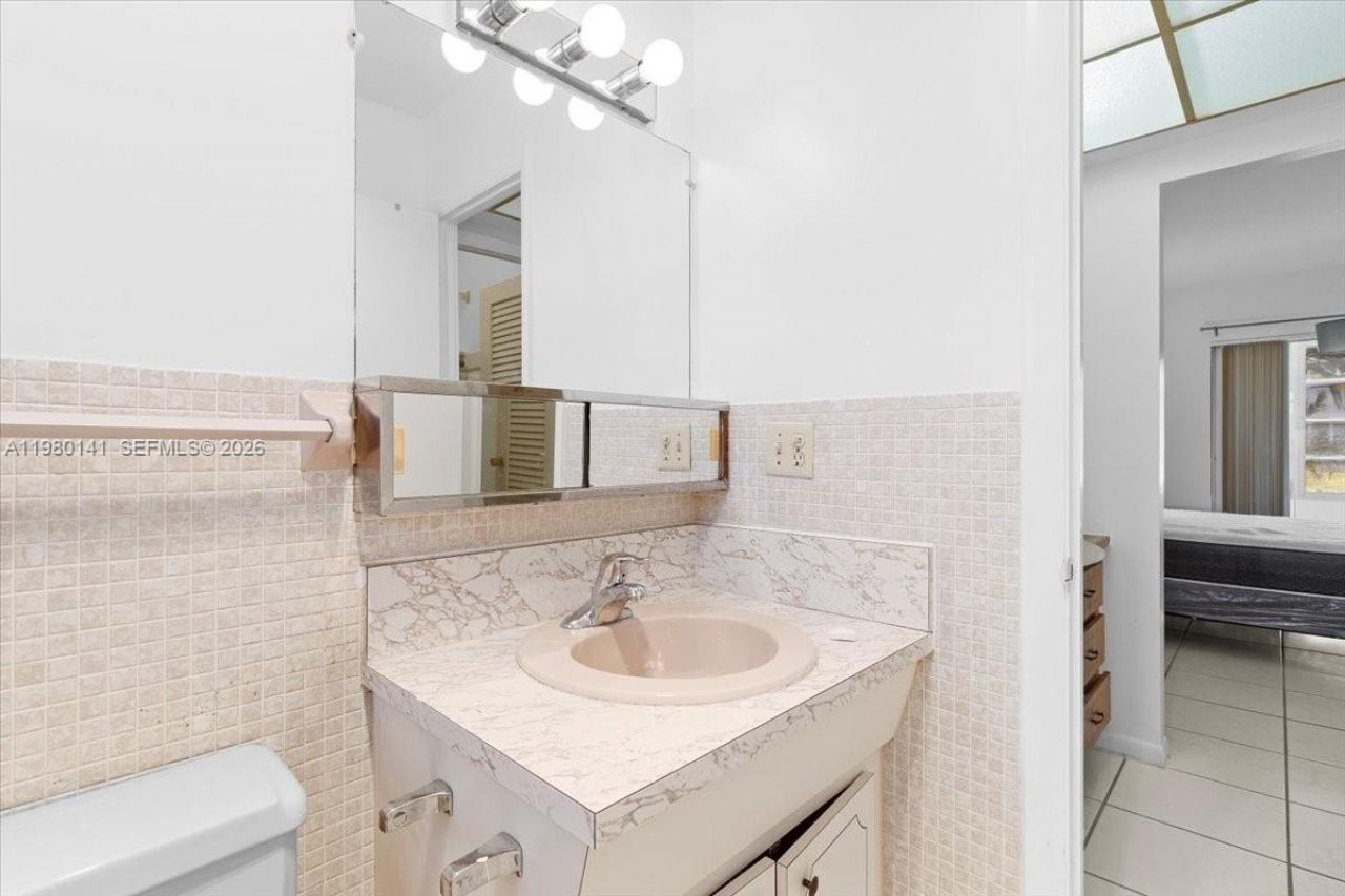 2200 Park Ln , Unit 109, Hollywood, FL 33021 Photo