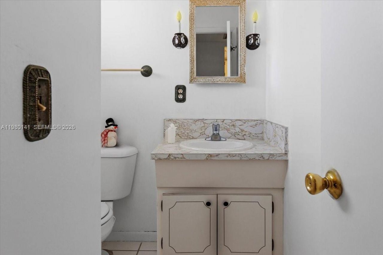 2200 Park Ln , Unit 109, Hollywood, FL 33021 Photo