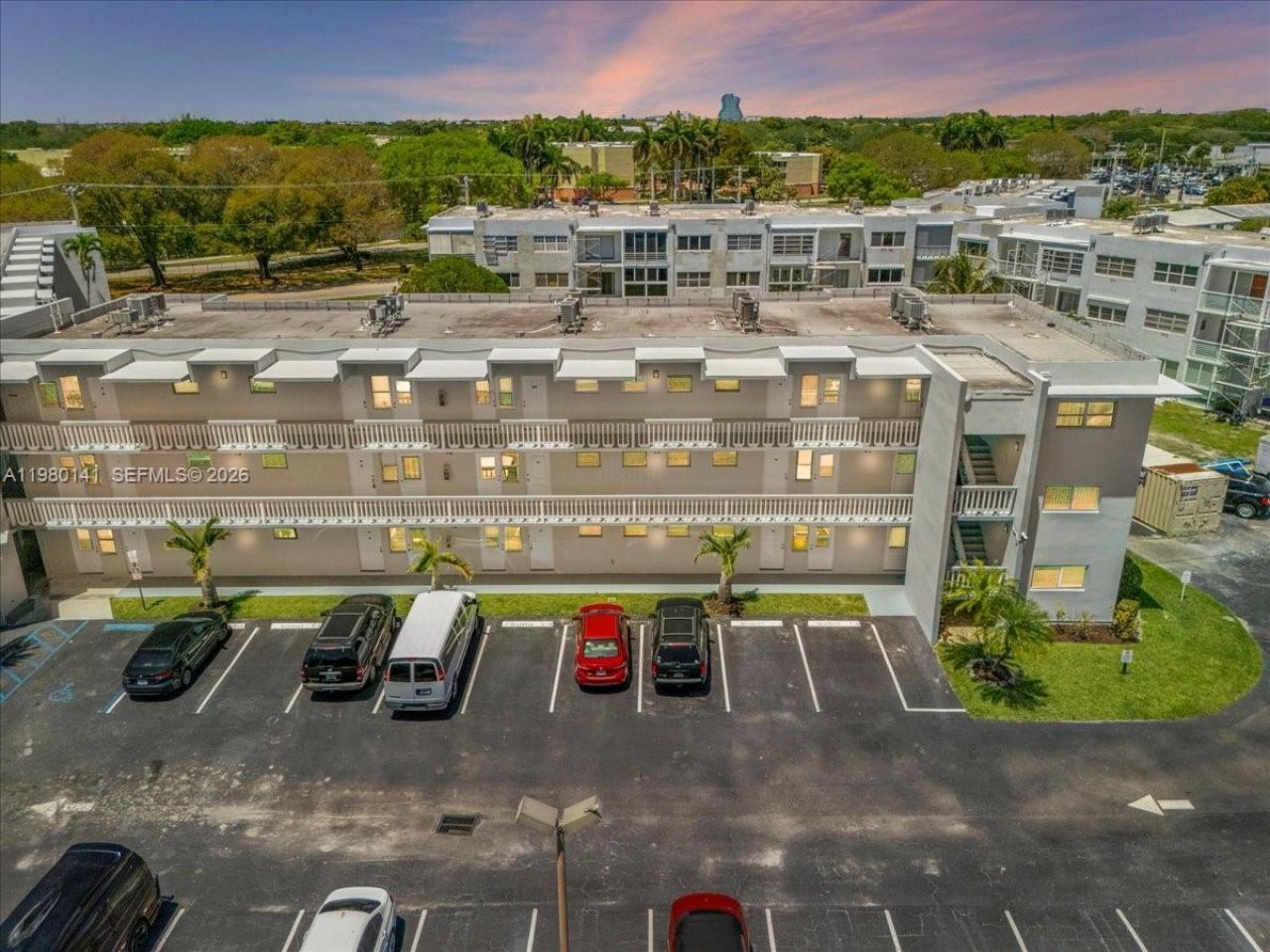 2200 Park Ln , Unit 109, Hollywood, FL 33021 Photo