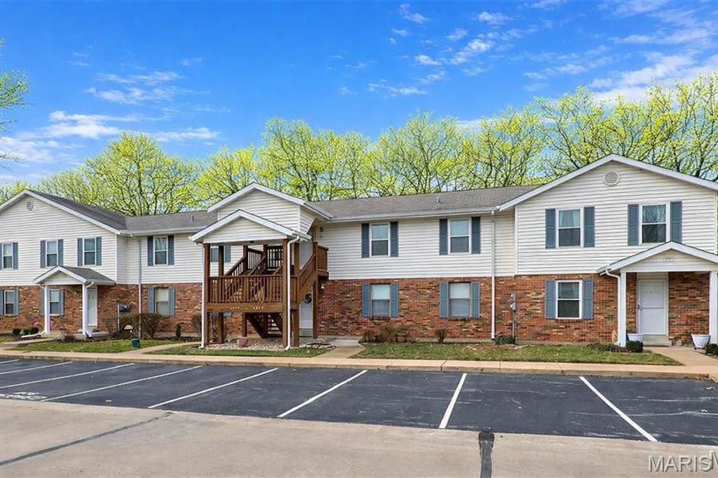 1271 Cliffridge Lane, Valley Park, MO 63088 Main Photo