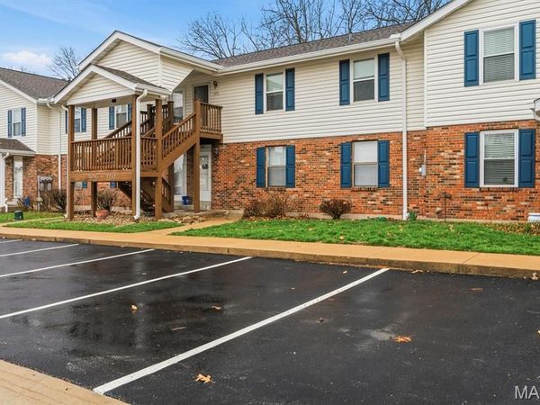 1271 Cliffridge Lane, Valley Park, MO 63088