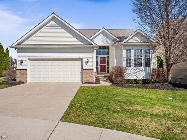 9226 Rainier Court , Strongsville, OH 44136