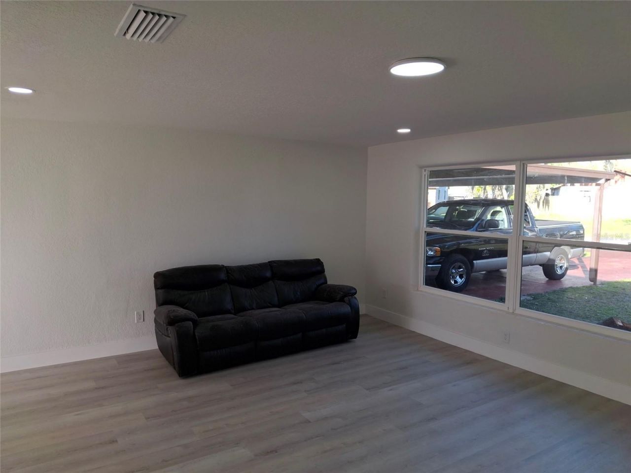 2028 Sabal Palm Drive , Edgewater, FL 32141 Photo