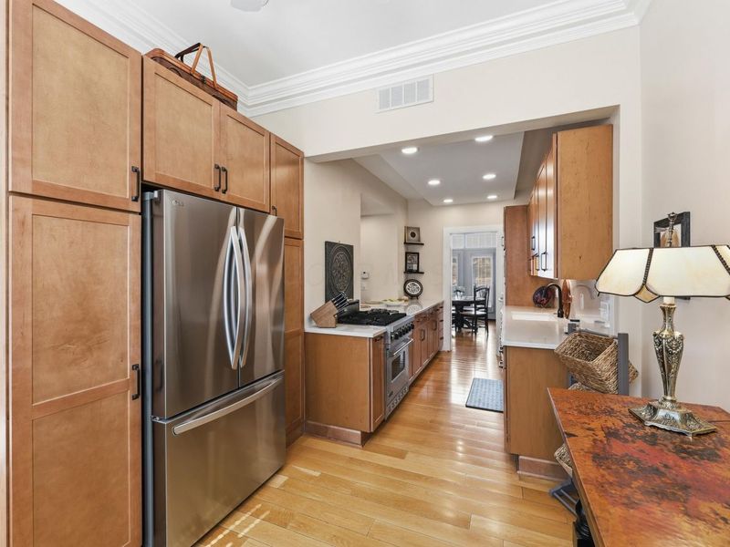 2242 Atlee Court, Unit 5, Columbus, OH 43220 Photo 11