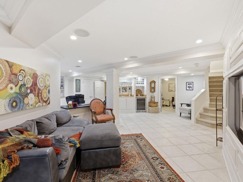 2242 Atlee Court, Unit 5, Columbus, OH 43220 Photo 29