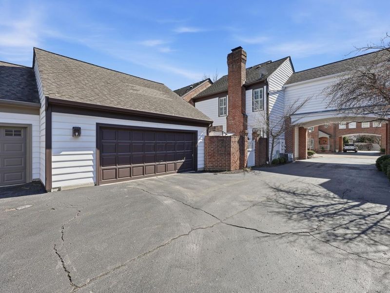 2242 Atlee Court, Unit 5, Columbus, OH 43220 Photo 37