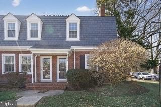 3529 S Stafford Street, Unit B, Arlington, VA 22206 Main Photo