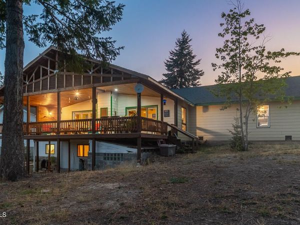 1600 Patches LN , St. Maries, ID 83861