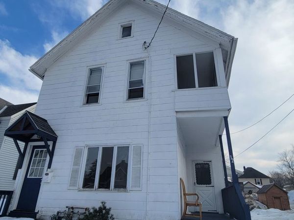 32 Walnut Street, Gloversville, NY 12078