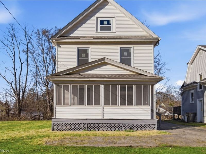 2016 Pointview Avenue , Youngstown, OH 44502 Photo 1