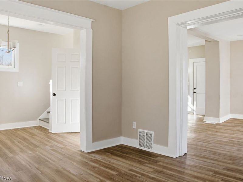 2016 Pointview Avenue , Youngstown, OH 44502 Photo 11