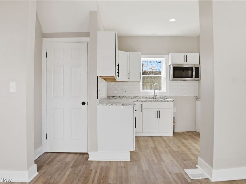 2016 Pointview Avenue , Youngstown, OH 44502 Photo 16