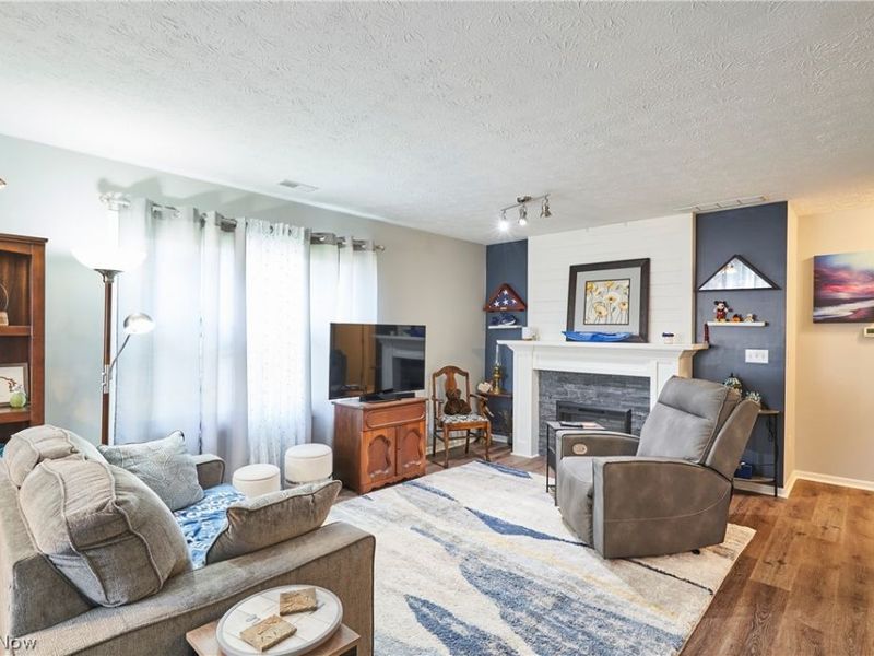 329 Spruce Street , Barberton, OH 44203 Photo 11