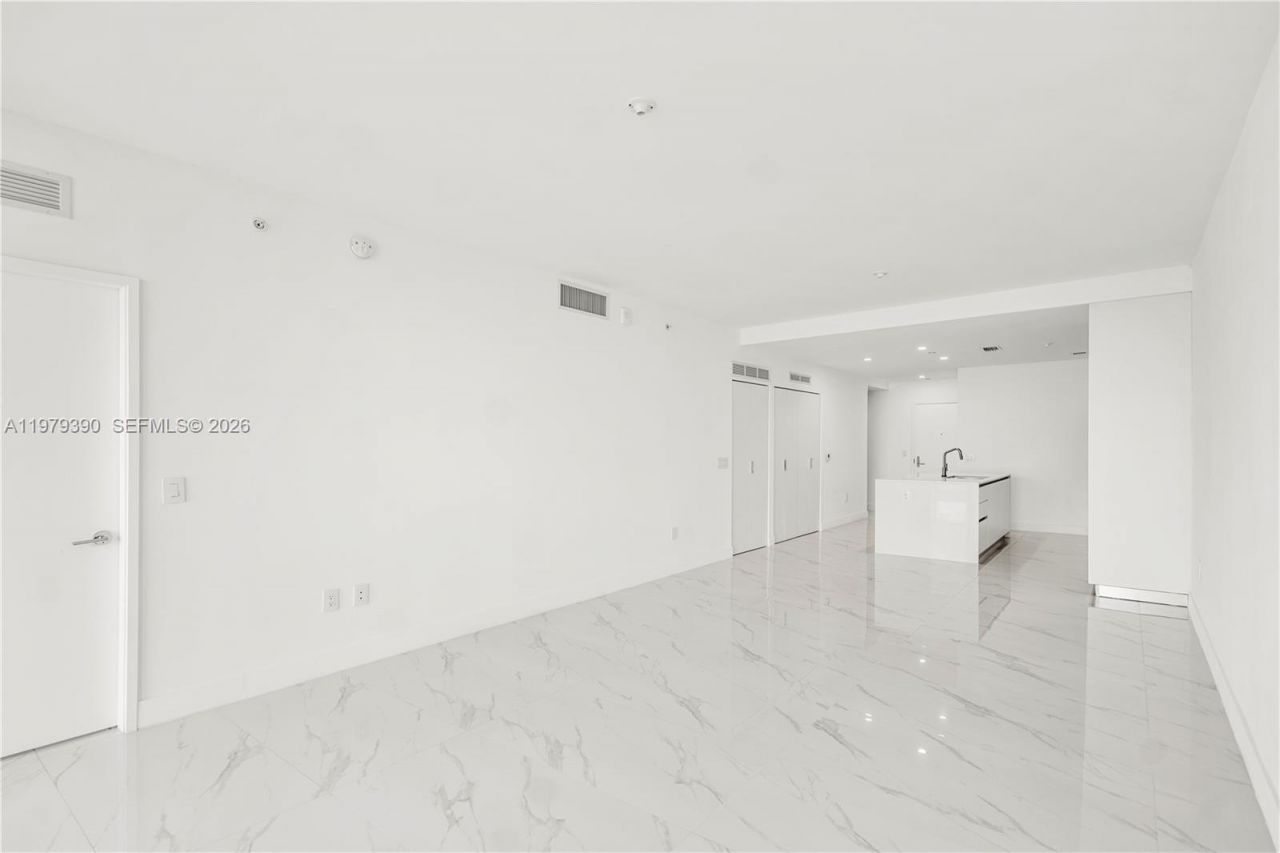 700 NE 24th St , Unit 4102, Miami, FL 33137 Photo