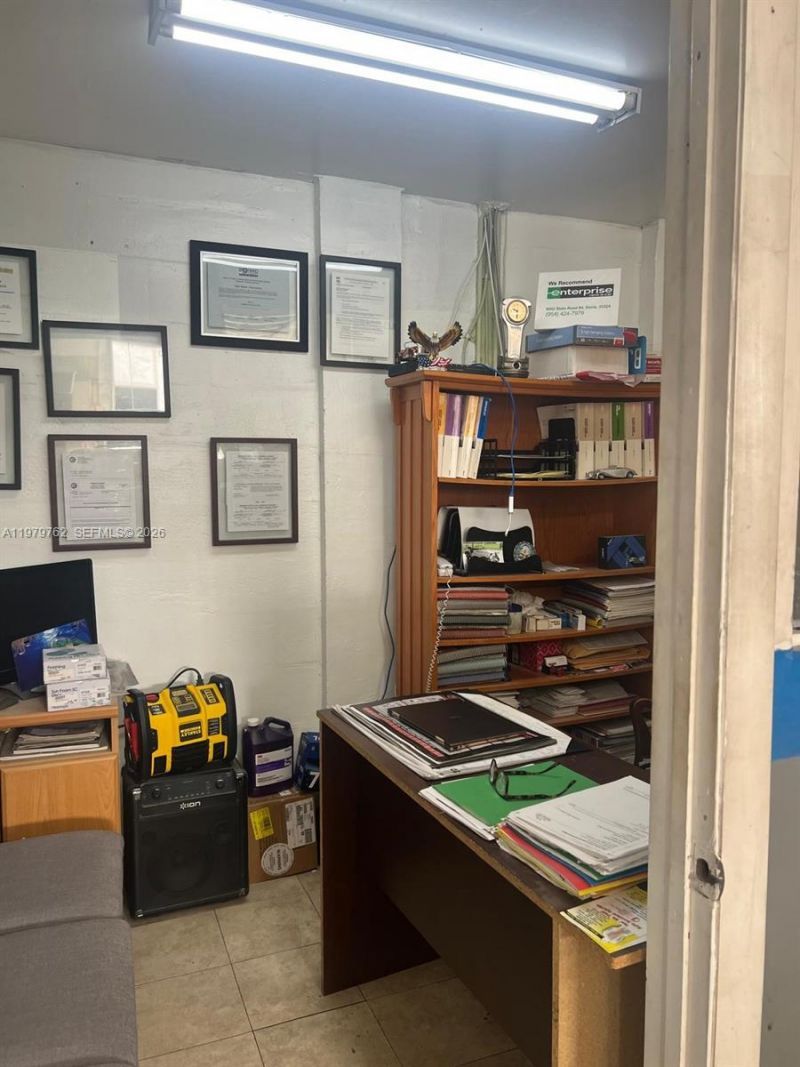 2000 SW 71st Ter # B3 , Davie, FL 33317 Photo