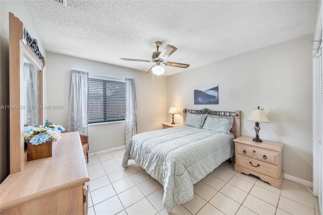 10020 SW 83rd St, Miami, FL 33173 Photo