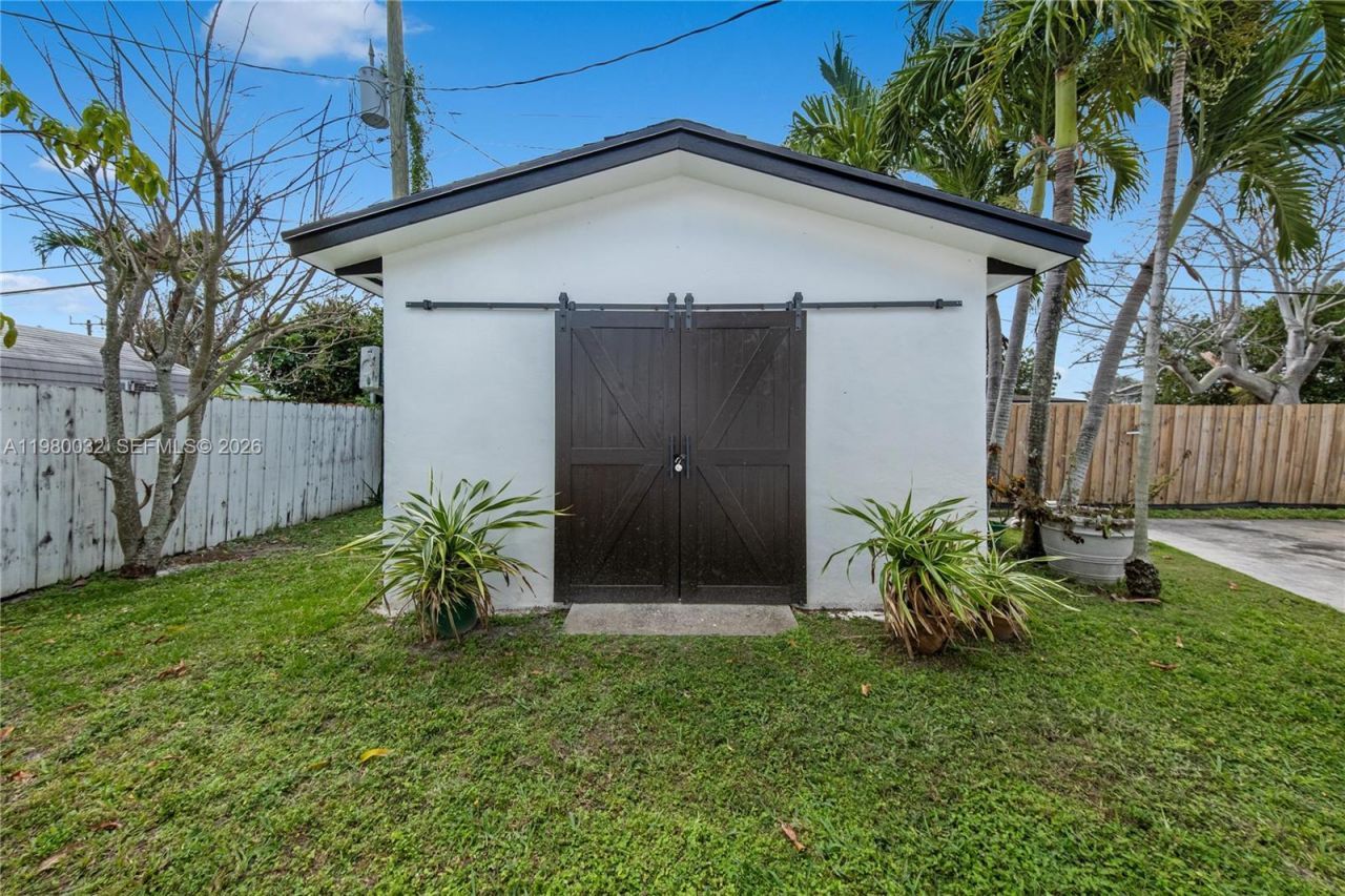 10020 SW 83rd St, Miami, FL 33173 Photo