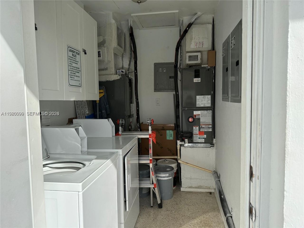 514 NE 4th Ave, Unit 514, Hallandale Beach, FL 33009 Photo