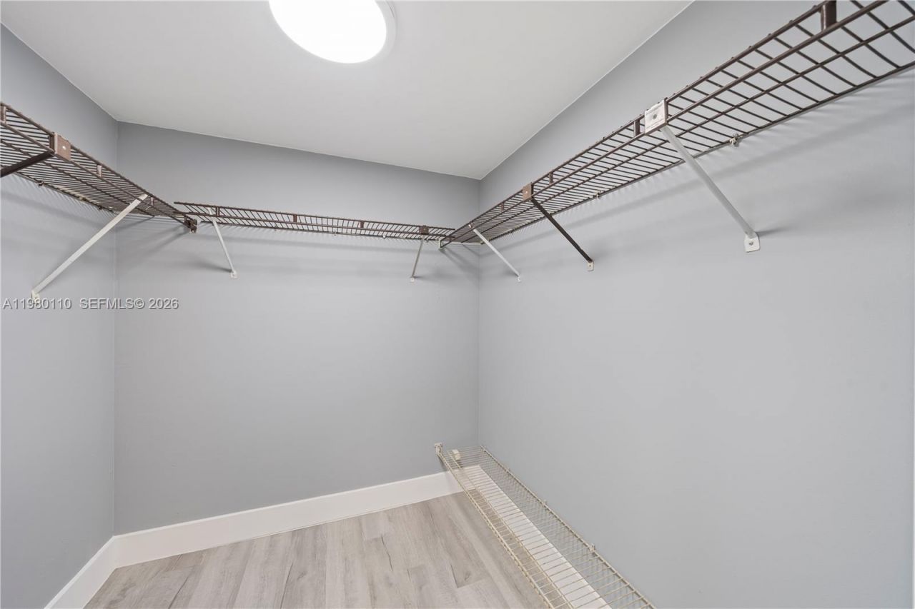 1001 Colony Point Cir , Unit 114, Pembroke Pines, FL 33026 Photo