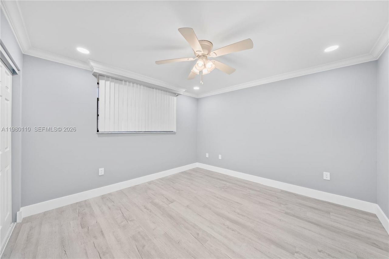 1001 Colony Point Cir , Unit 114, Pembroke Pines, FL 33026 Photo