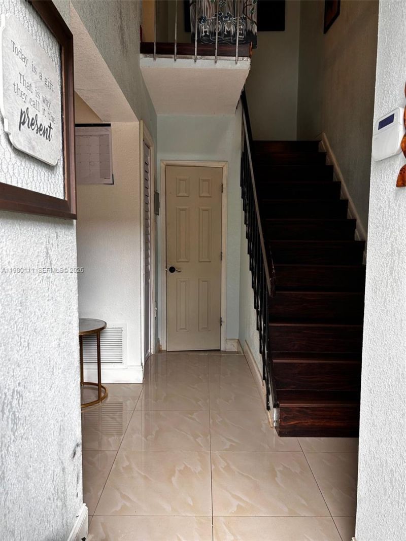 8404 N Missionwood Cir , Miramar, FL 33025 Photo