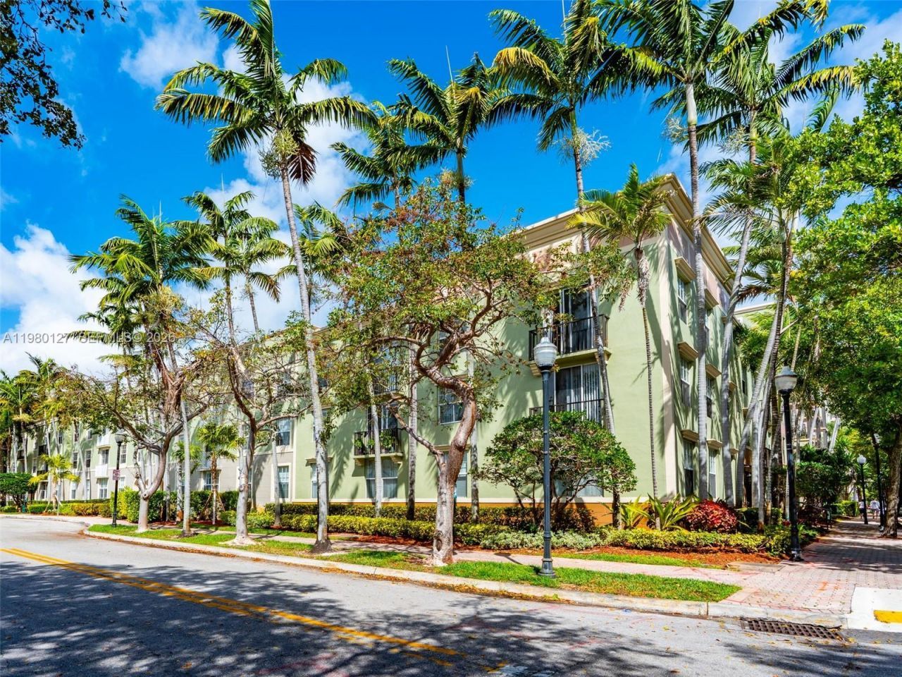 1900 Van Buren St, Unit 112B, Hollywood, FL 33020 Photo