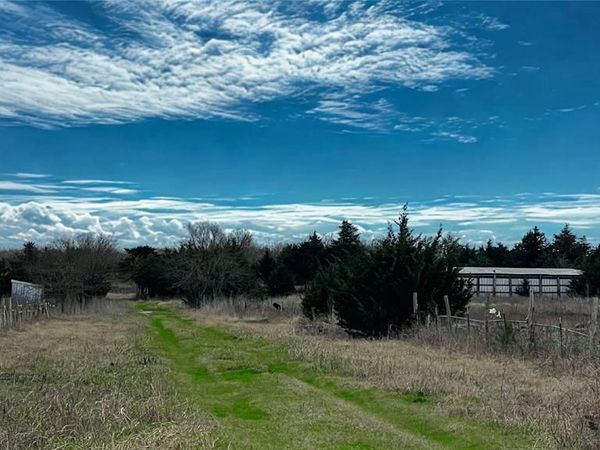 19656 County Road 818 , Farmersville, TX 75442