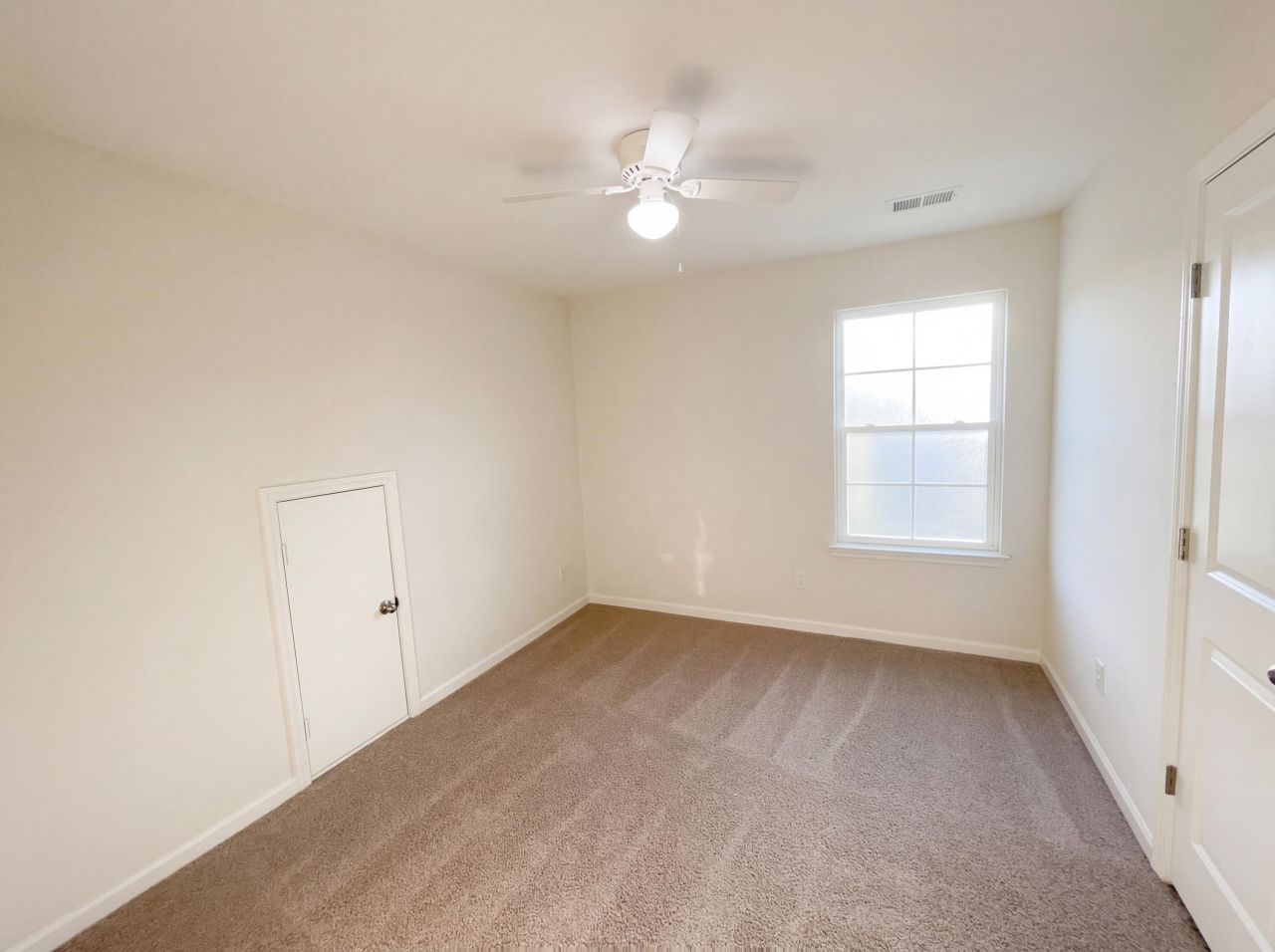 2226 Pimlico Drive Photo 10