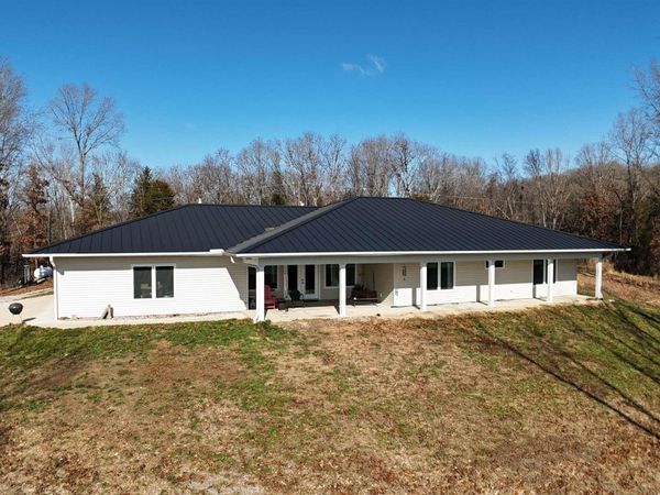 146 Nichols Circle, Yellville, AR 72687